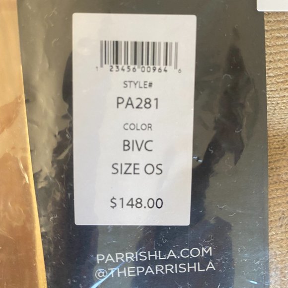 NWT Parrish LA - Stevie Poncho - Picture 6 of 7